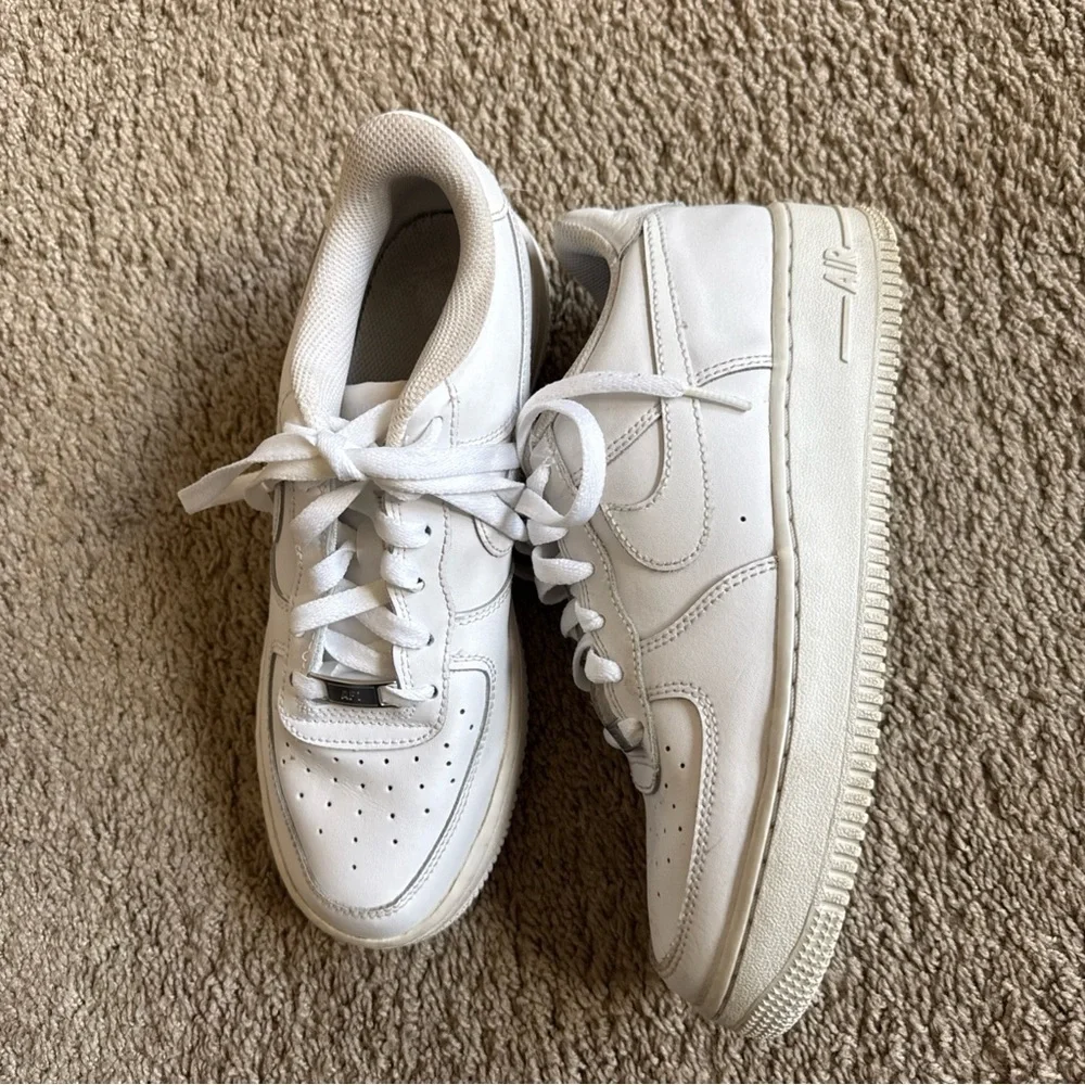 Nike classic white